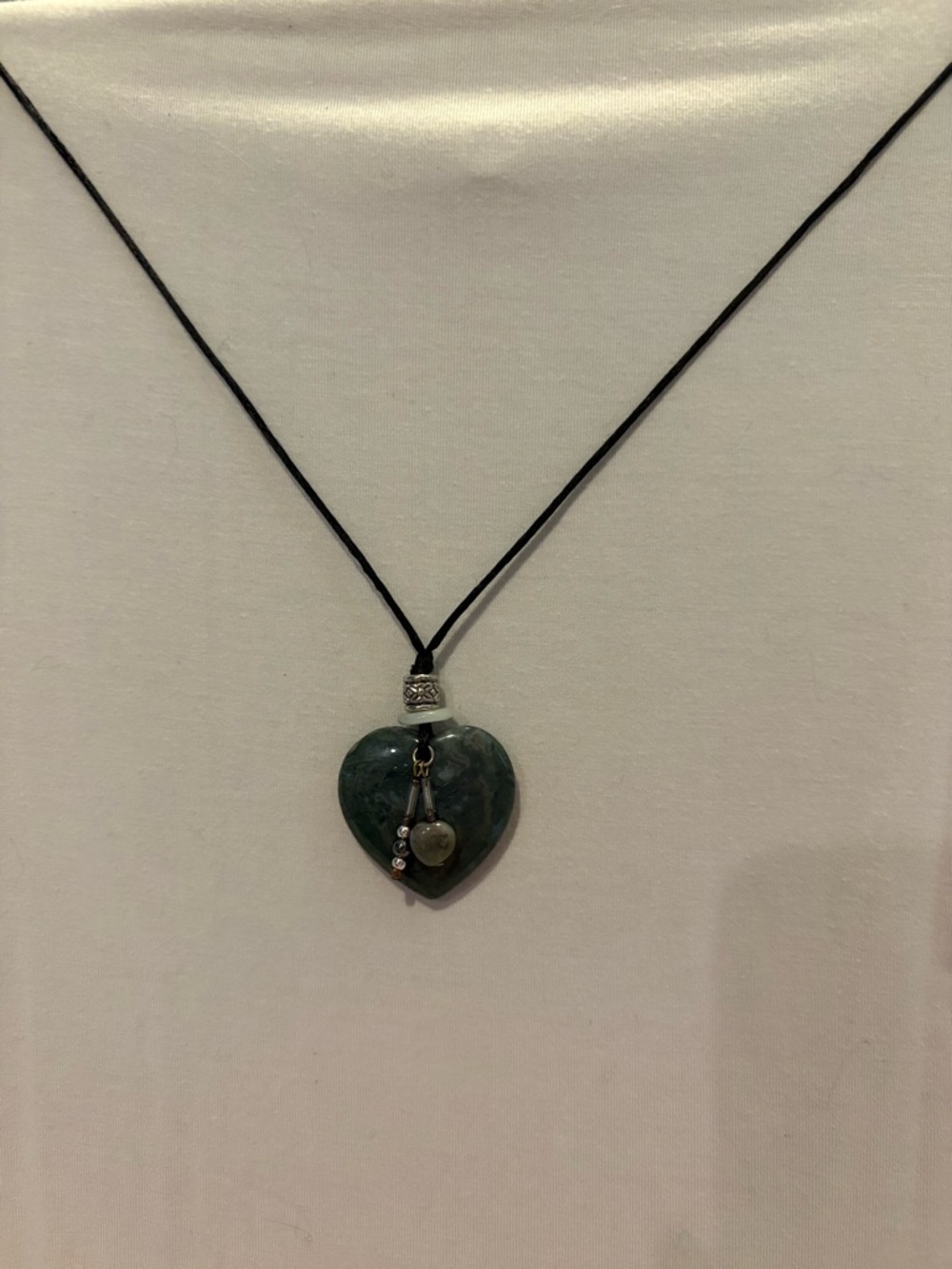 Handcrafted Green Heart Pendant Necklace - Unbranded